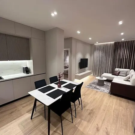 Elvi Apartment Tirana